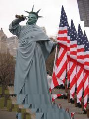 New York: Die Statue of Liberty steht auf Apoldaer Bier ;)