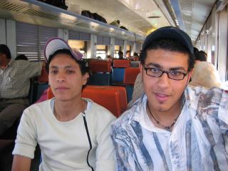 Im Zug nach Kairo: Wael und Ahmad