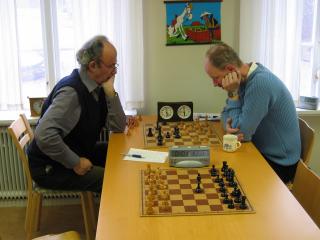 Kinna: Anders (Weiss) beim Schach (1:0)